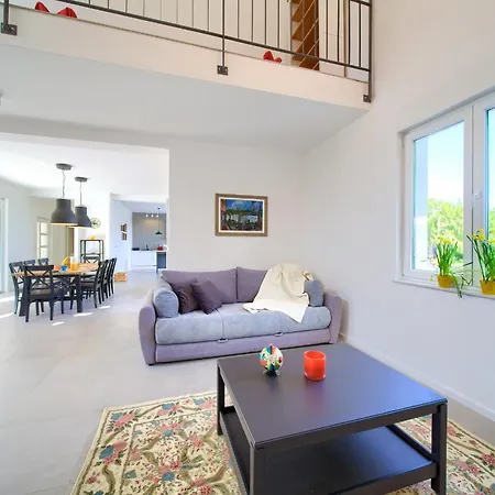 Villa Olivia Vrh (Krk)